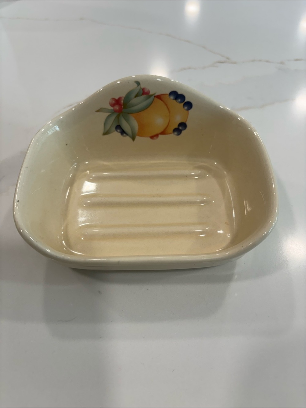Vintage Corelle Abundance Soap Dish. 1990’s.